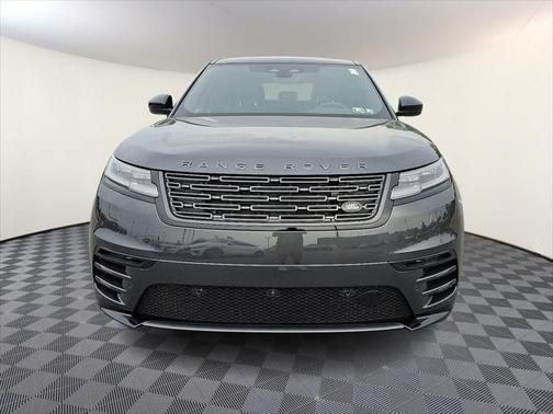 2026 Land Rover Range Rover Velar P250 SE R-Dynamic