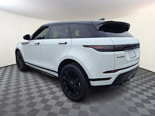 2025 Land Rover Range Rover Evoque Dynamic SE