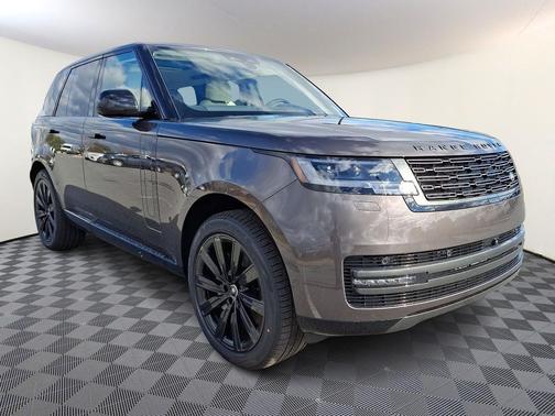 2025 Land Rover Range Rover P400 SE