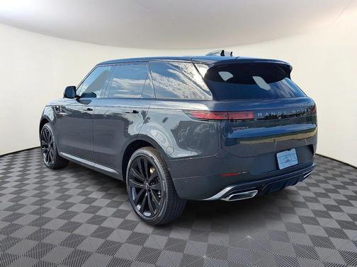 2025 Land Rover Range Rover Sport SE