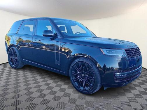 2025 Land Rover Range Rover P400 SE