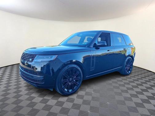 2025 Land Rover Range Rover P400 SE