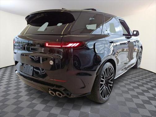 2025 Land Rover Range Rover Sport P635 SV Edition Two