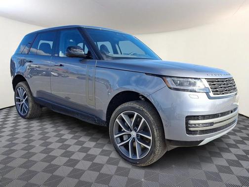 2025 Land Rover Range Rover P550e SE