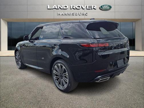 Santorini Black 2026 Land Rover Range Rover Sport SE