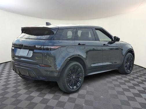 2026 Land Rover Range Rover Evoque Dynamic SE