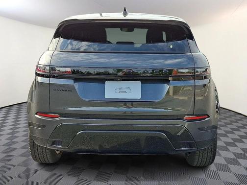 2026 Land Rover Range Rover Evoque Dynamic SE