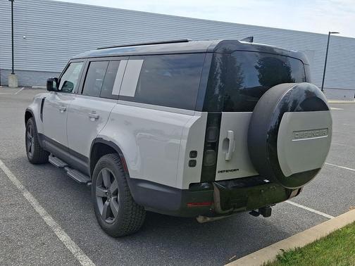 Borasco Grey Metallic - 1CN 2026 Land Rover Defender P300 S