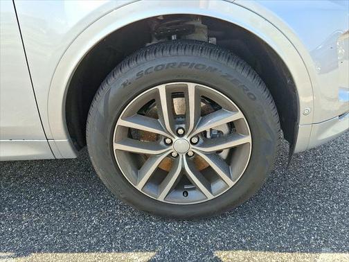2025 Land Rover Discovery Sport S