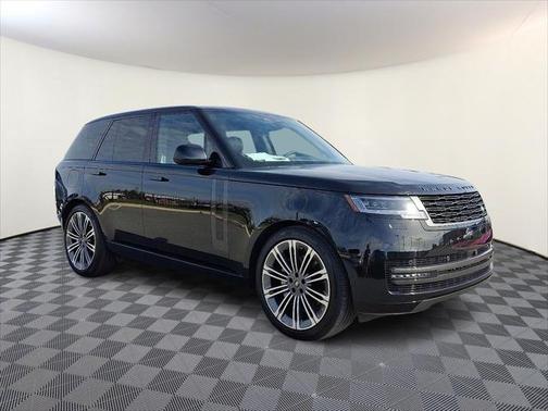 2025 Land Rover Range Rover P400 SE