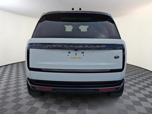 2023 Land Rover Range Rover P400 SE