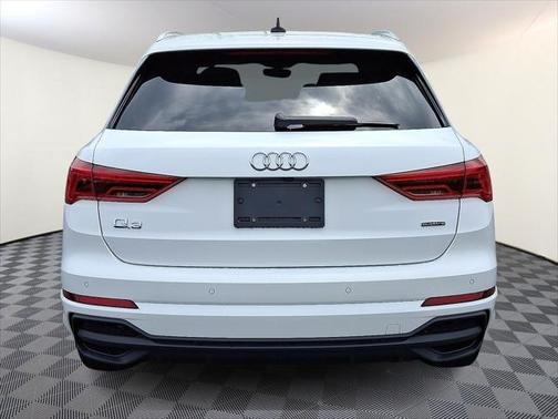 2023 Audi Q3 S line Premium