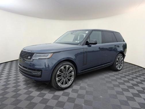 2025 Land Rover Range Rover P530 SE