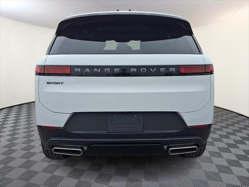 2025 Land Rover Range Rover Sport P360 S