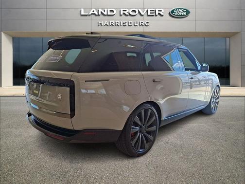 Borasco Grey 2026 Land Rover Range Rover P615 SV