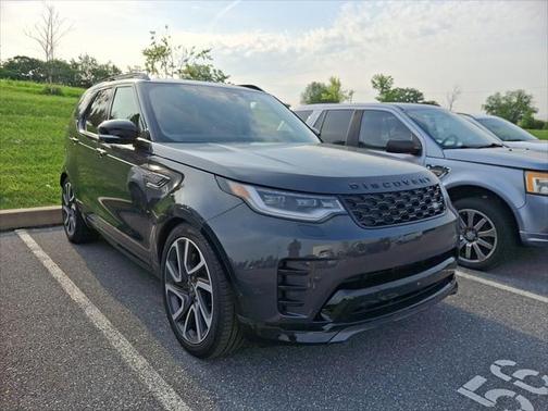 2024 Land Rover Discovery P300 Dynamic SE