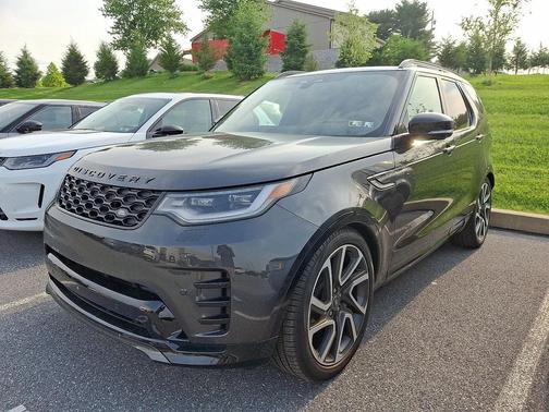 2024 Land Rover Discovery P300 Dynamic SE