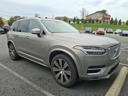2021 Volvo XC90 T6 Inscription