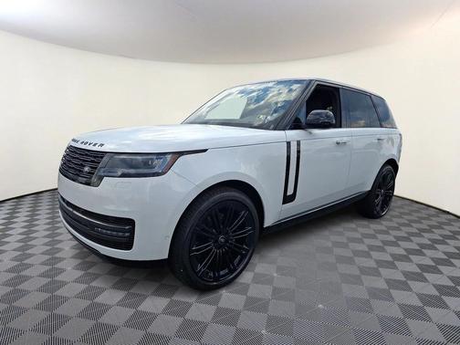 2025 Land Rover Range Rover P400 SE