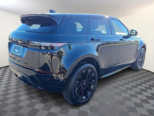 2025 Land Rover Range Rover Evoque Dynamic SE