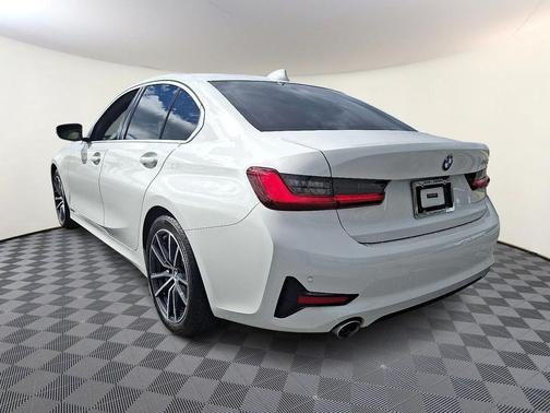 2021 BMW 330 