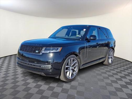 2025 Land Rover Range Rover P400 SE