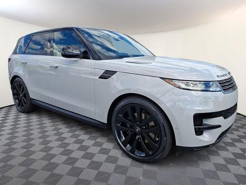 2025 Land Rover Range Rover Sport SE