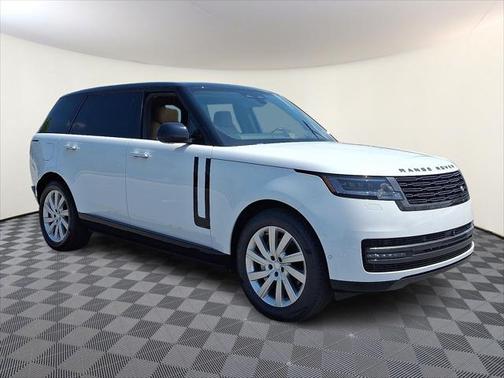 2025 Land Rover Range Rover P400 SE 7 Seat