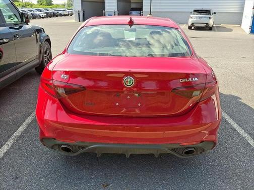 2017 Alfa Romeo Giulia Ti