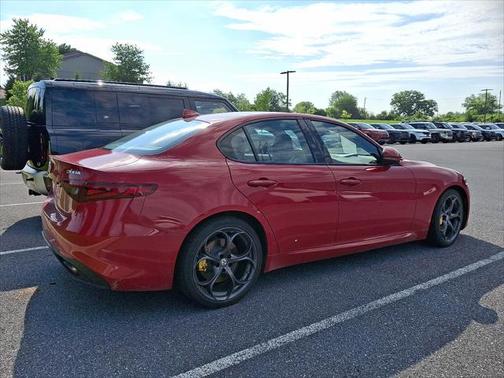 2017 Alfa Romeo Giulia Ti