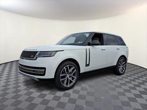 2025 Land Rover Range Rover P530 SE