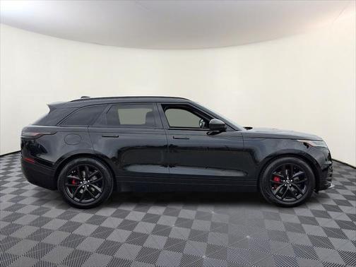 2025 Land Rover Range Rover Velar P250 SE R-Dynamic
