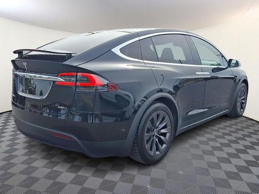 2018 Tesla Model X 75D