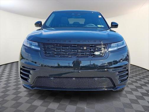 2026 Land Rover Range Rover Velar P250 SE R-Dynamic