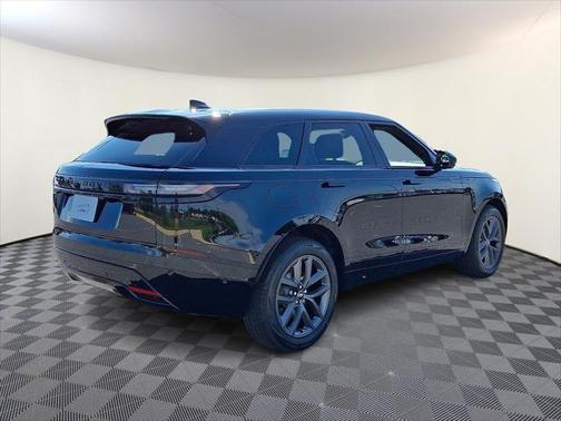 2026 Land Rover Range Rover Velar P250 SE R-Dynamic