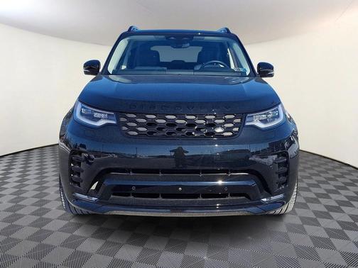 2025 Land Rover Discovery P360 Dynamic SE