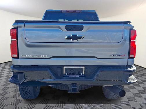 2025 Chevrolet Silverado 2500 4WD Crew Cab Standard Bed ZR2
