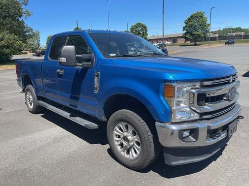 VELOCITY BLUE 2020 Ford F-250 XLT