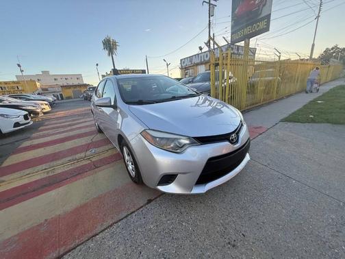 2015 Toyota Corolla LE