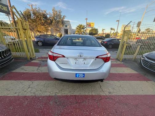 2015 Toyota Corolla LE