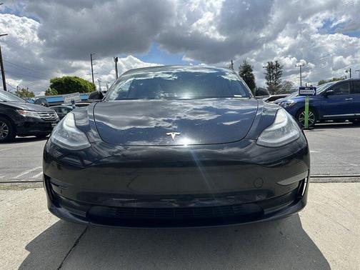 Black 2019 Tesla Model 3 Standard Range Plus