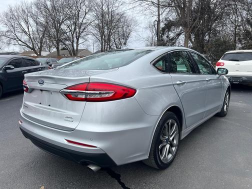 2019 Ford Fusion SEL