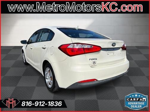 Beige 2015 Kia Forte LX
