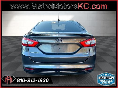 2020 Ford Fusion SE