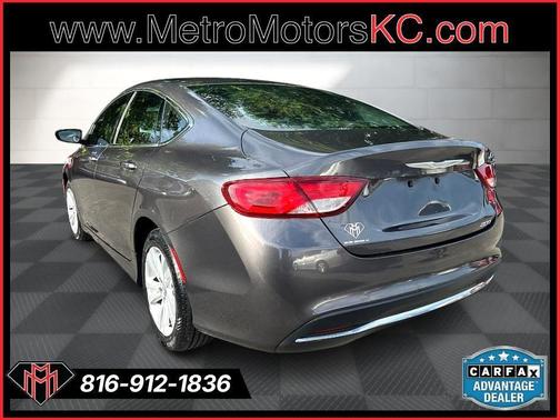 2015 Chrysler 200 Limited
