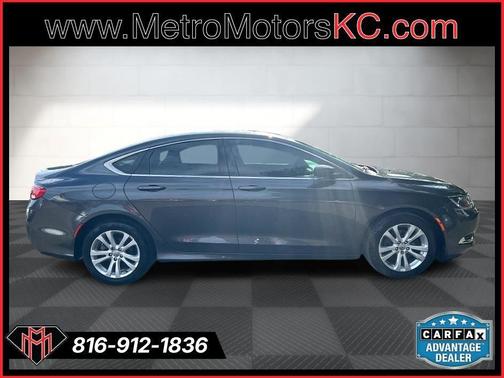 2015 Chrysler 200 Limited