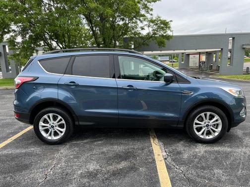 Blue 2018 Ford Escape SEL