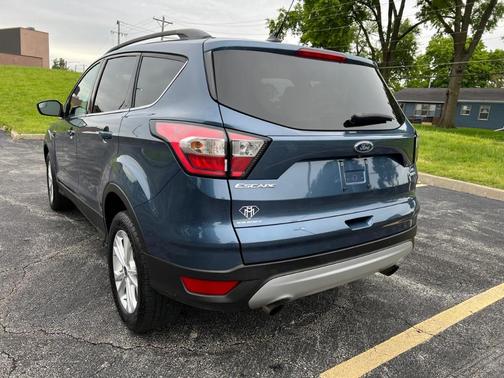 Blue 2018 Ford Escape SEL