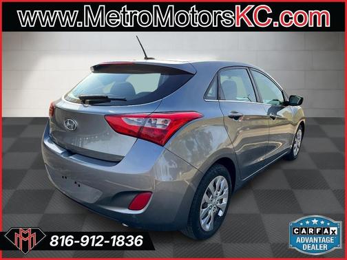 2017 Hyundai Elantra GT Base