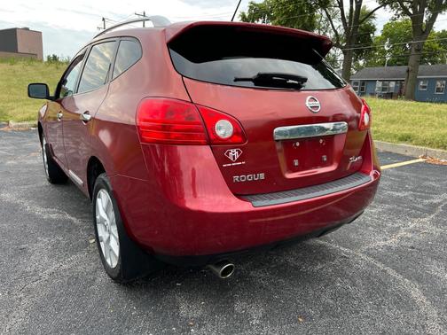 2011 Nissan Rogue SV